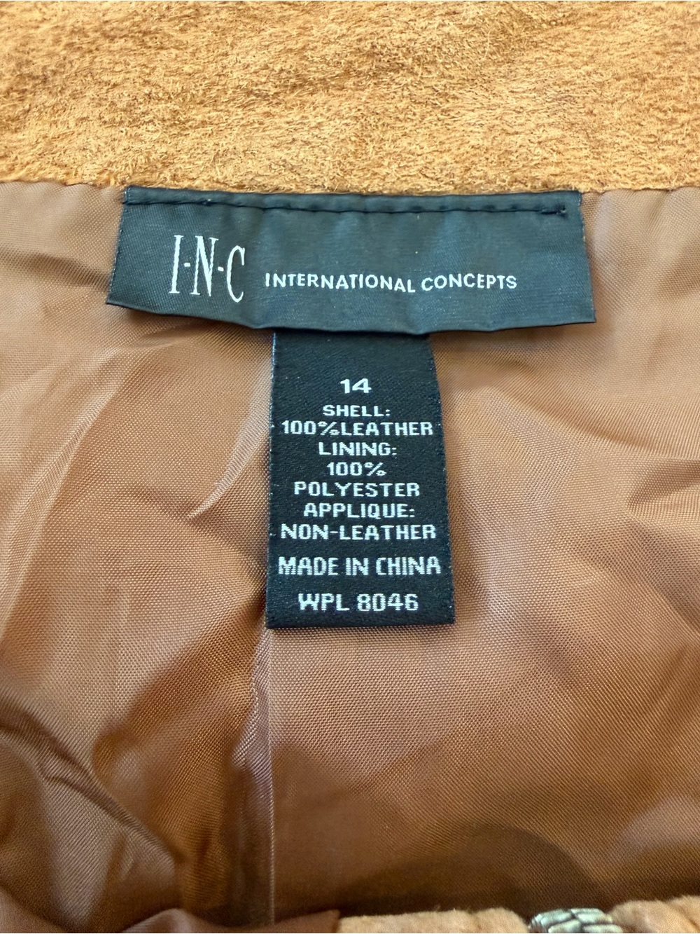 Brown suede mini skirt with floral design and large front zipper detail, Sz 14 - Picture 2 of 6